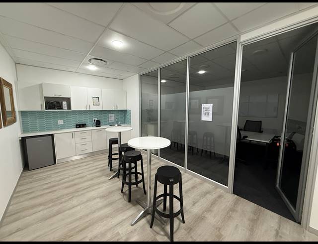 43.70M² SERVICED OFFICE TO LET IN BRAAMFONTEIN WERF